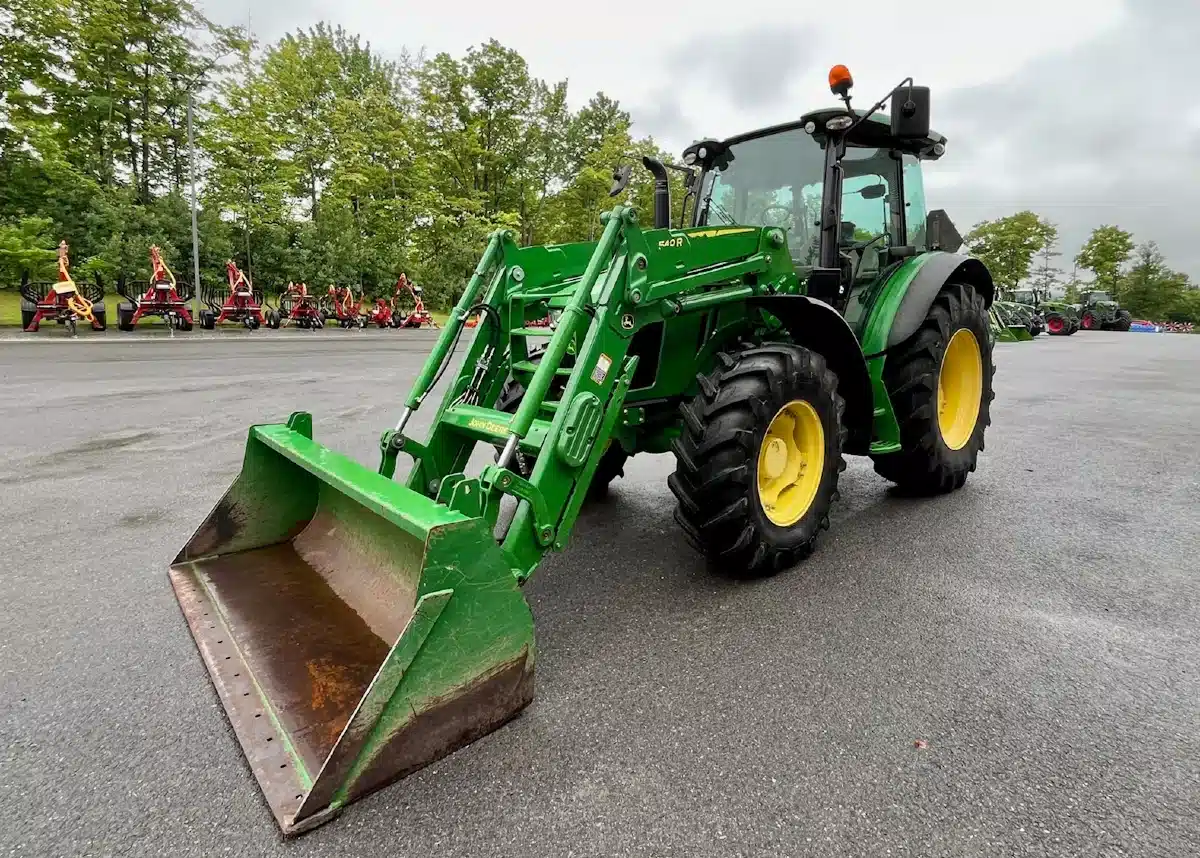 Gallery image 2 for Used 2018 John Deere 5115R Tractor