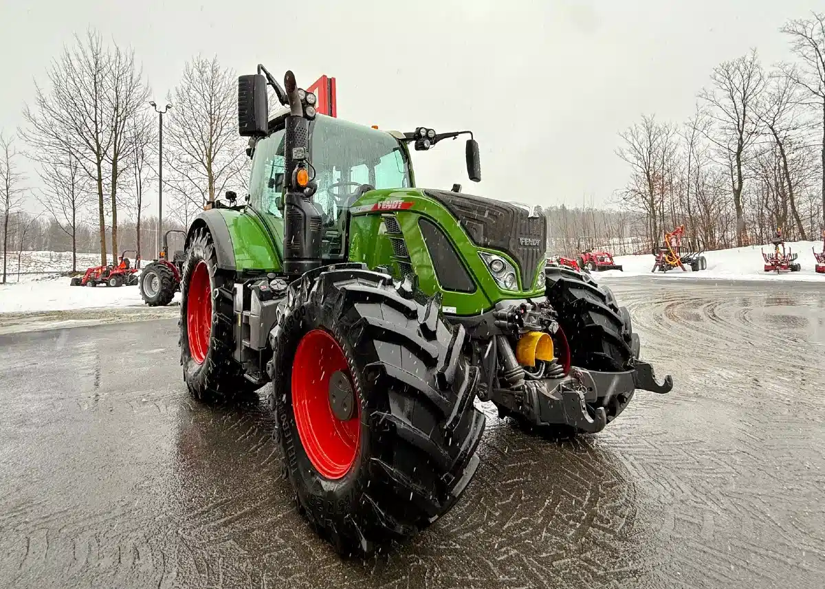 2021 Fendt 714 VARIO Tractor