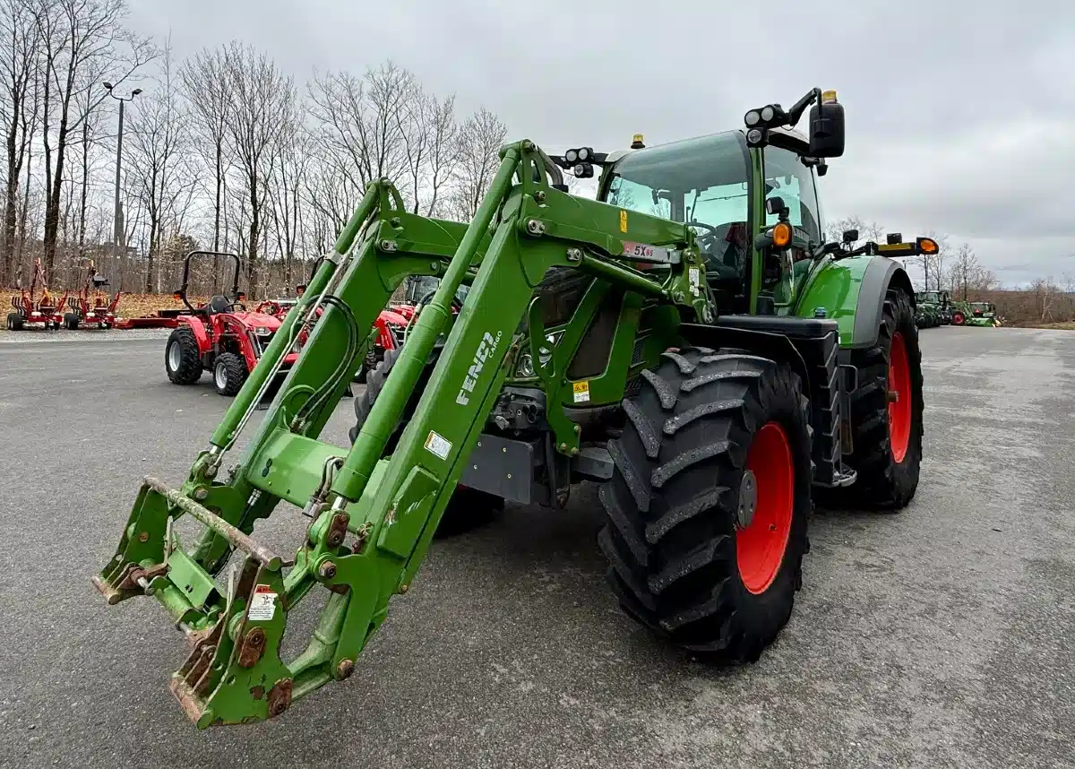 Photo de la Galerie 2 pour 2017 Fendt 714 VARIO Tracteur