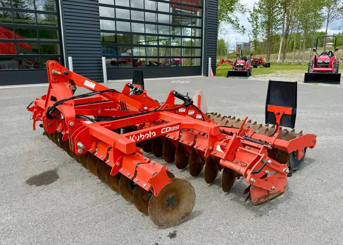 Gallery image 2 for 2022 Kubota CD1351 Disc High Speed