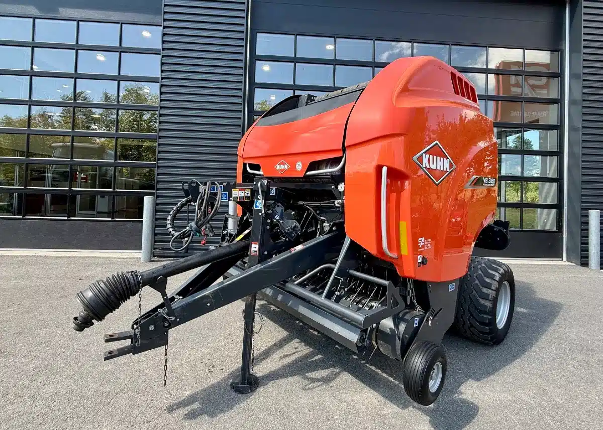 Gallery image 2 for 2023 Kuhn VB 3160 Round Baler
