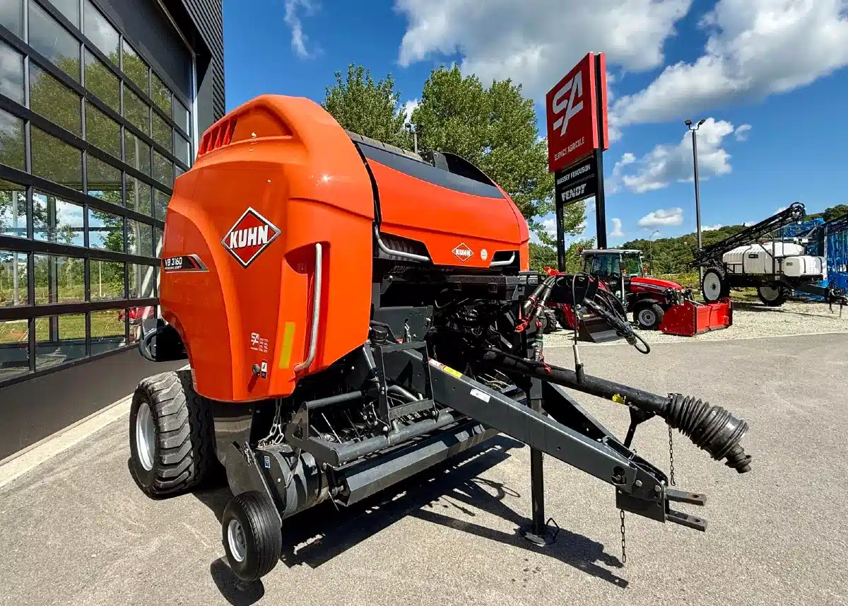 Gallery image 1 for 2023 Kuhn VB 3160 Round Baler