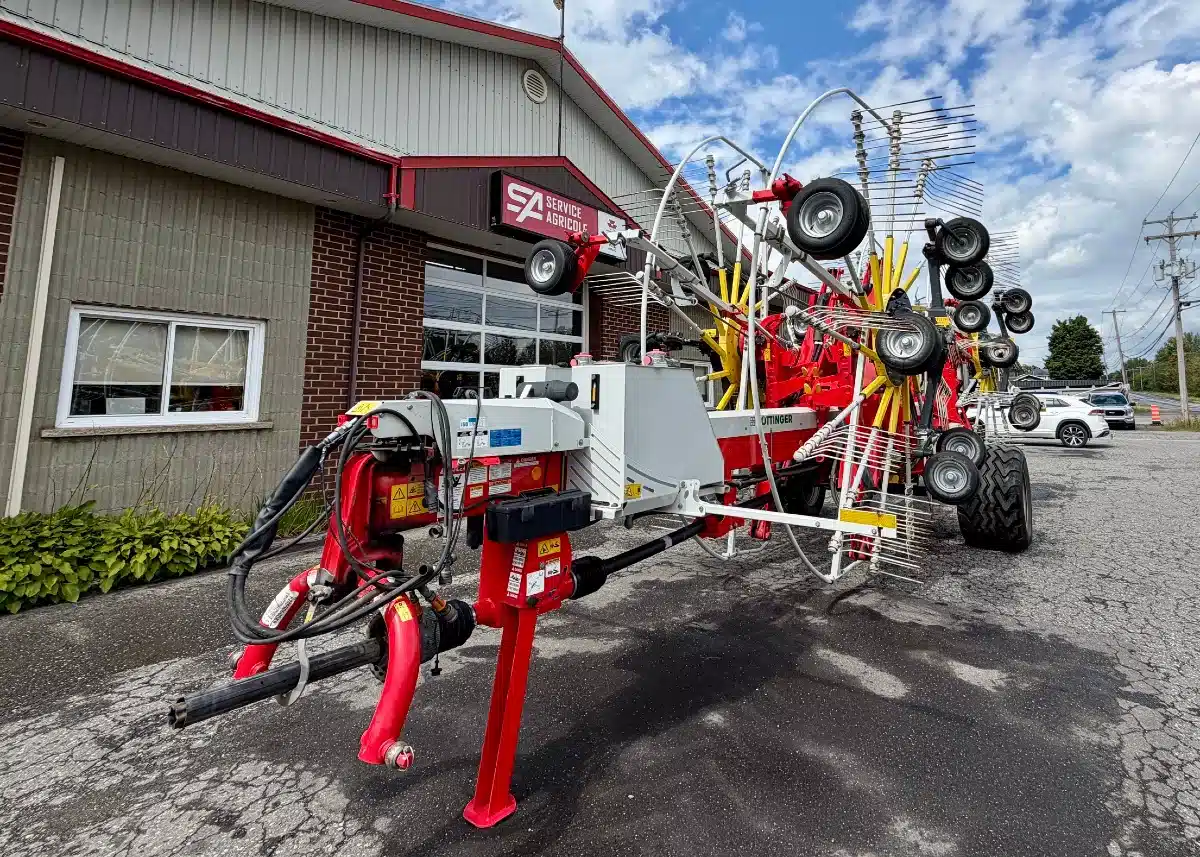 Photo de la Galerie 1 pour 2024 Pottinger TOP 1403C râteau