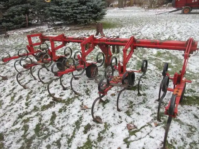 Gallery image 2 for Used Kverneland 4 Row Row Crop Cultivator