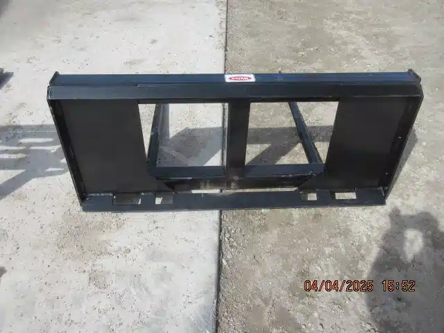 Gallery image 2 for New 2025 Walco 39" Bale Spear