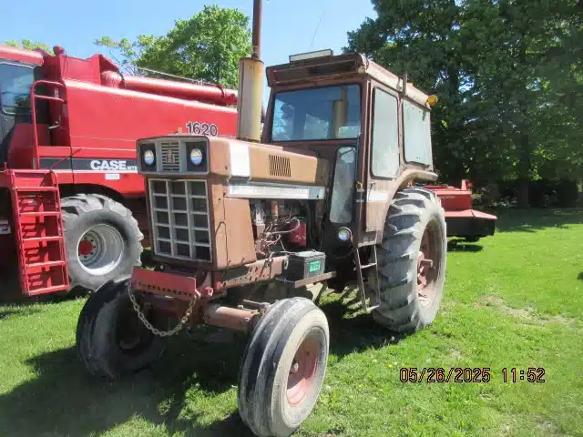 Gallery image 1 for Used 1975 International Harvester HYDRO 100 Tractor