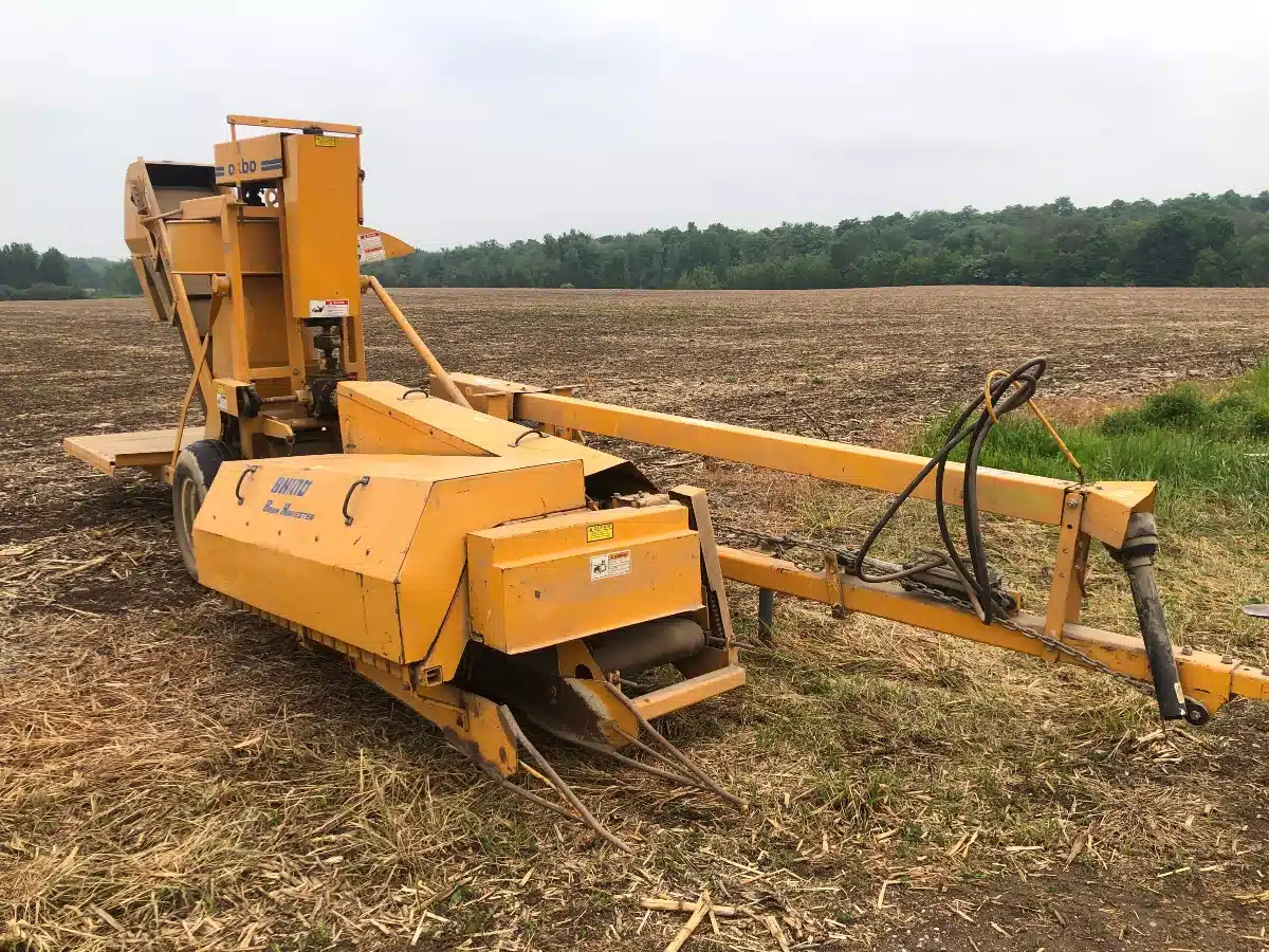 Gallery image 1 for Used Oxbo BH100 Harvester