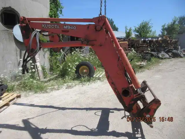 Gallery image 2 for Used Kubota M940 Front End Loader