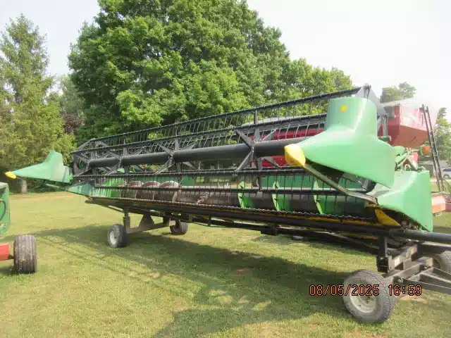 Gallery image 1 for Used John Deere 922F Header - Flex