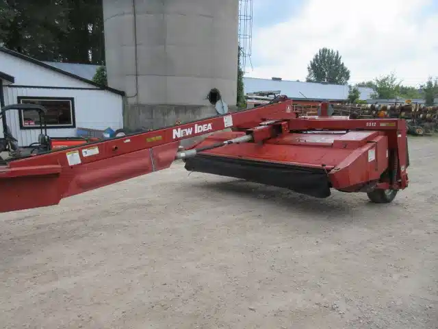 Gallery image 2 for New Idea 5312 Disc Mower Conditioner