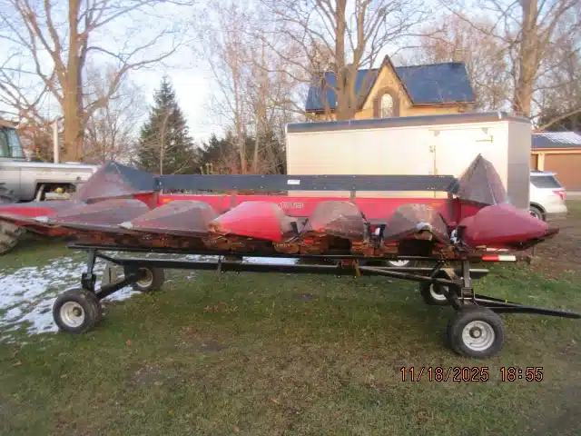 Gallery image 1 for Case IH 1063 Header - Row Crop