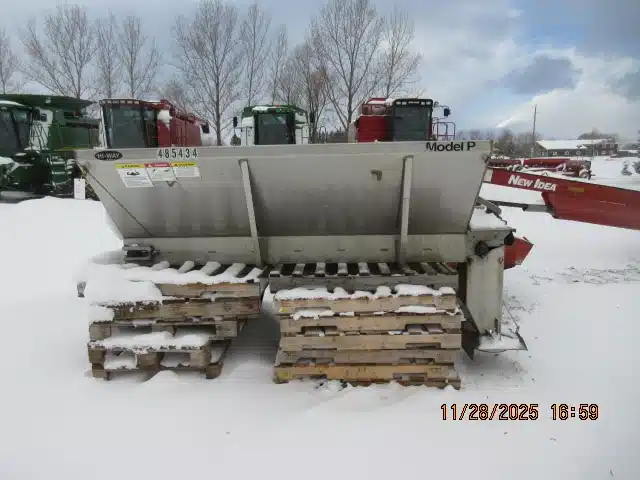Used Hi-Way P-8 Spreader - Salt & Sand