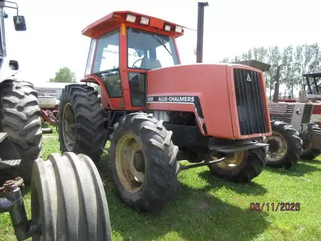 Photo de la Galerie 2 pour 1984 Allis Chalmers 8030 Tracteur