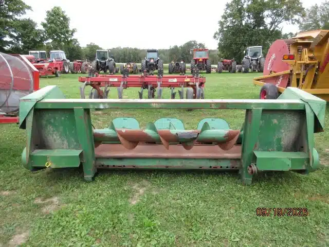 Gallery image 2 for John Deere 443 Header - Row Crop