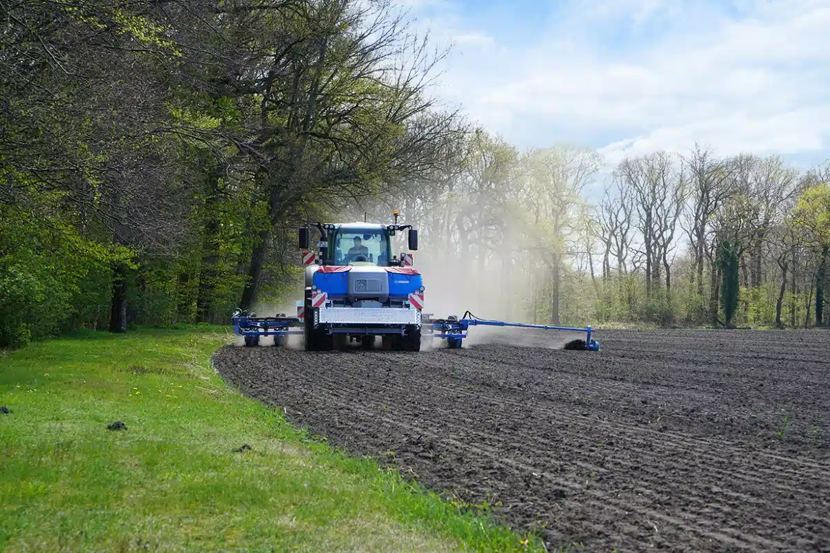 Gallery image 2 for New 2023 Lemken SOLITAIR 23+ Air Seeder