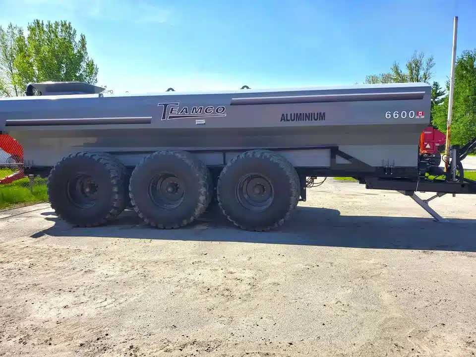 Gallery image 2 for New 2023 Teamco 6600 Manure Spreader Liquid