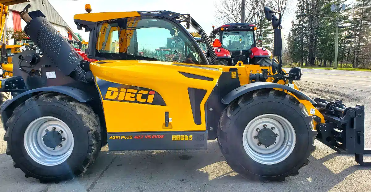 Gallery image 2 for New 2023 Dieci AGRI PLUS 42.7 TeleHandler