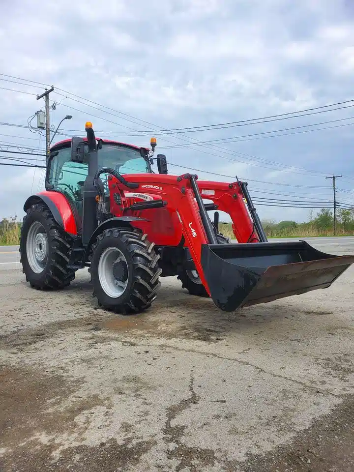Gallery image 1 for New 2023 McCormick X5.55 Tractor