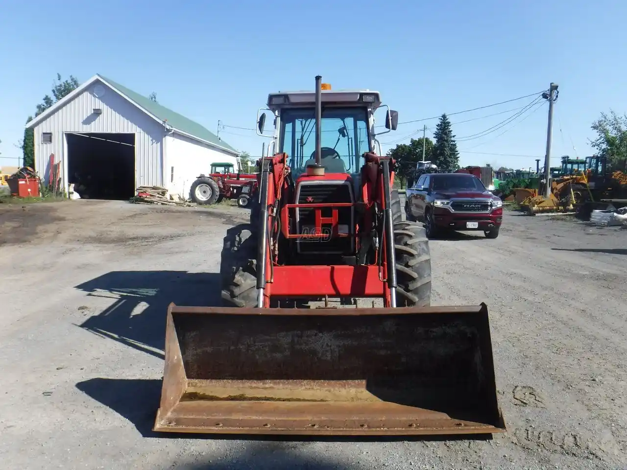 Gallery image 2 for Used Massey Ferguson 3070 Tractor