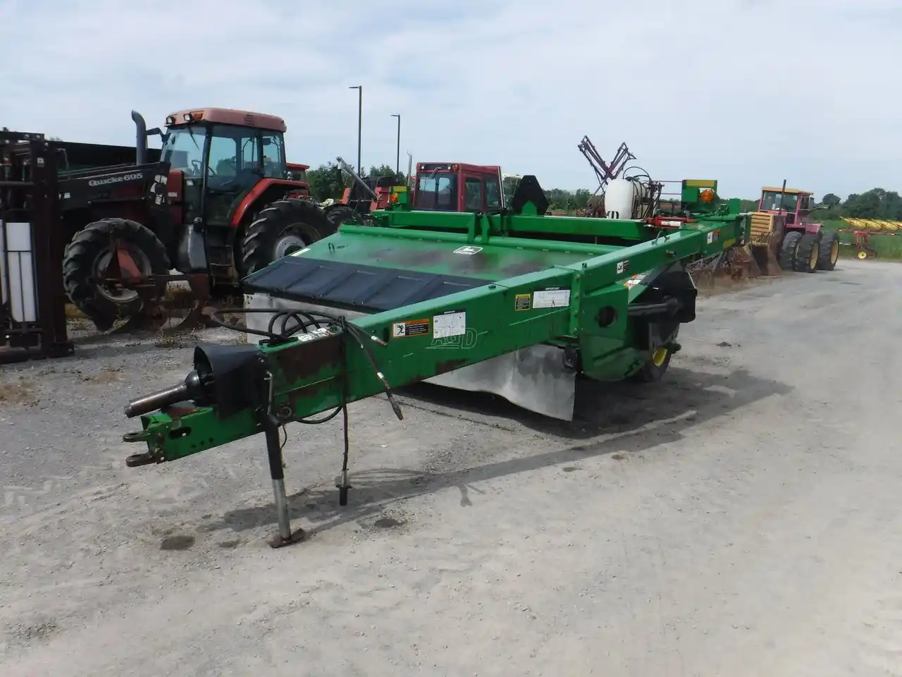 Gallery image 2 for Used John Deere MOCO 935 Mower Conditioner