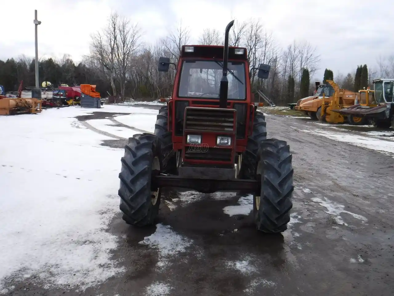 Gallery image 2 for Used Fiat 880DT Tractor