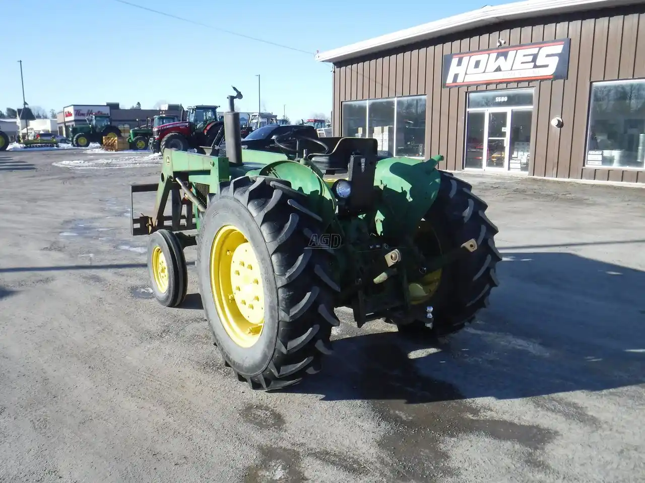 Gallery image 2 for Used John Deere 920 Tractor
