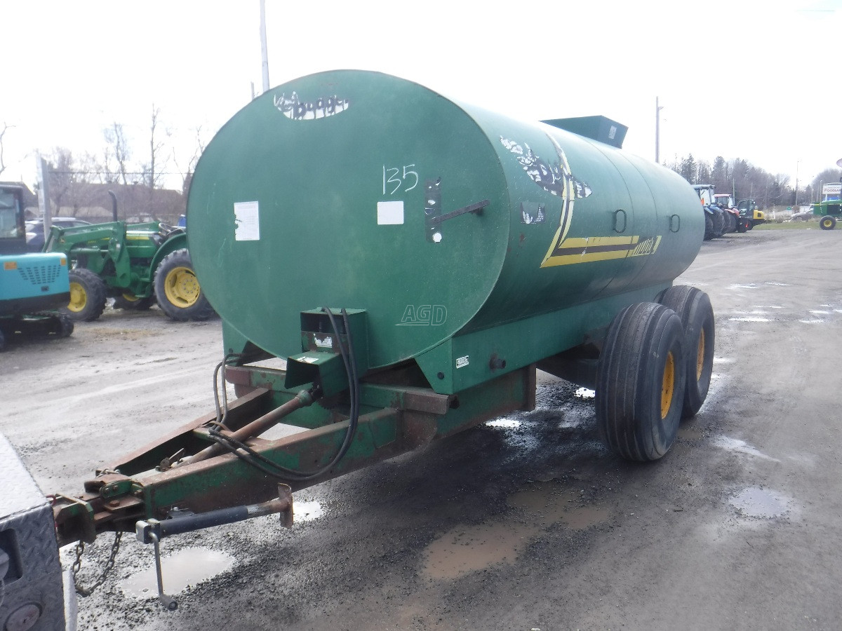 Gallery image 1 for Used Badger 1100 L Manure Spreader Liquid