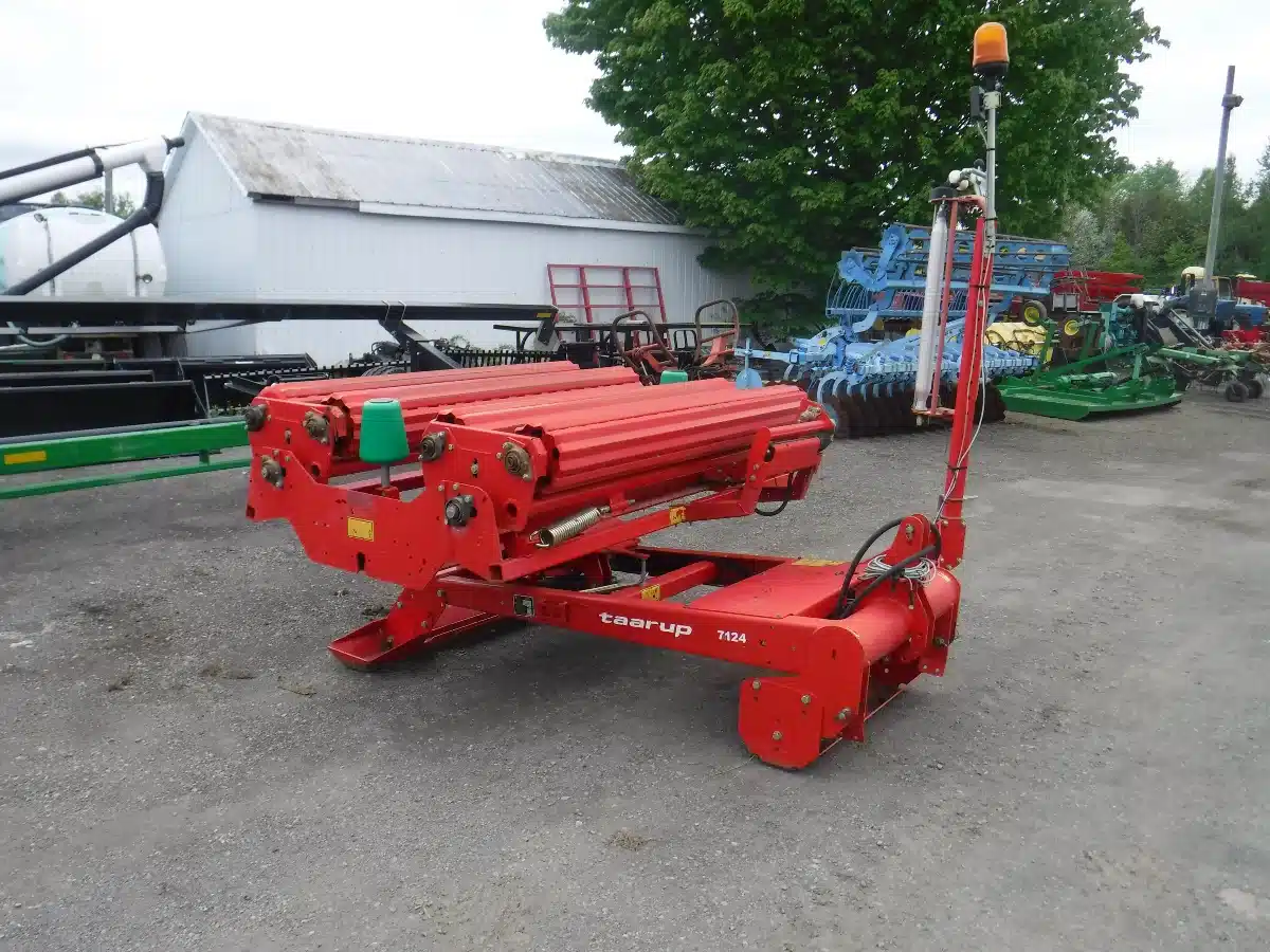 Gallery image 1 for Used Kverneland 7124 Bale Wrapper