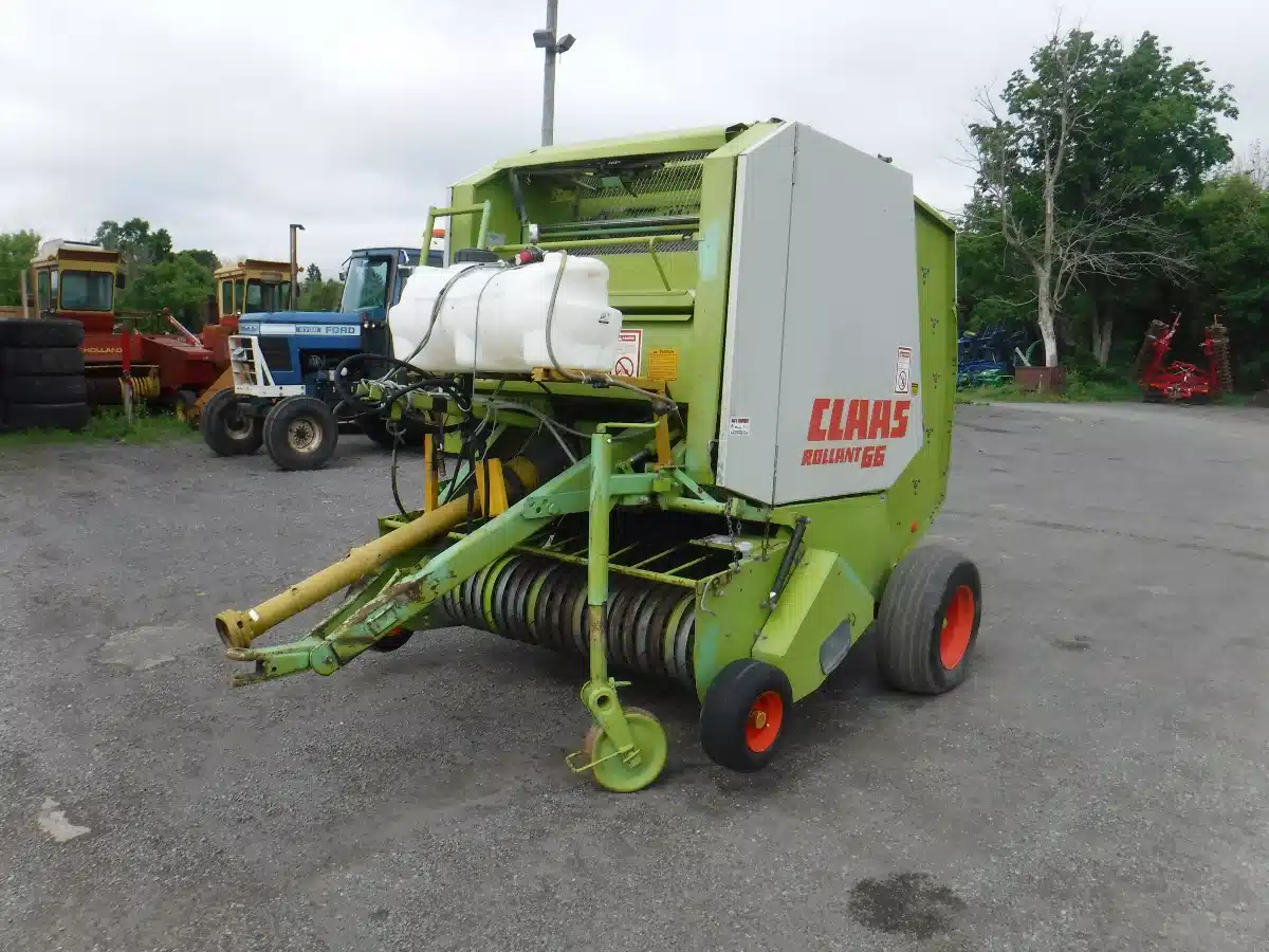 Gallery image 1 for Used CLAAS ROLLANT 66 Round Baler