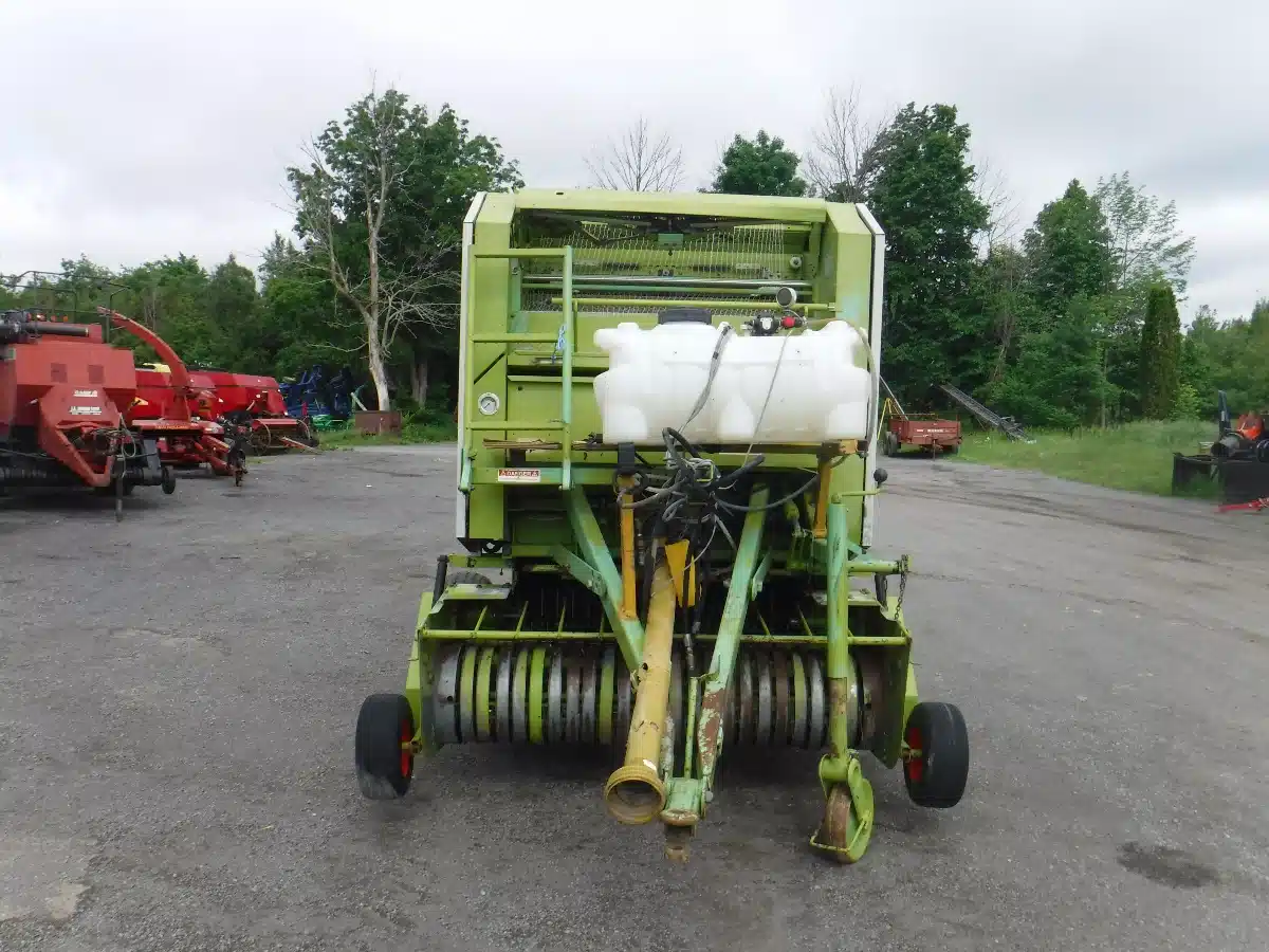 Gallery image 2 for Used CLAAS ROLLANT 66 Round Baler