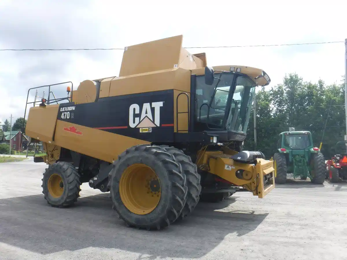 Gallery image 1 for Used Caterpillar LEXION 470R Combine