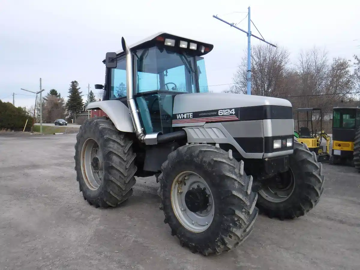 Image pour Usagé White 6124 Workhorse Tracteur