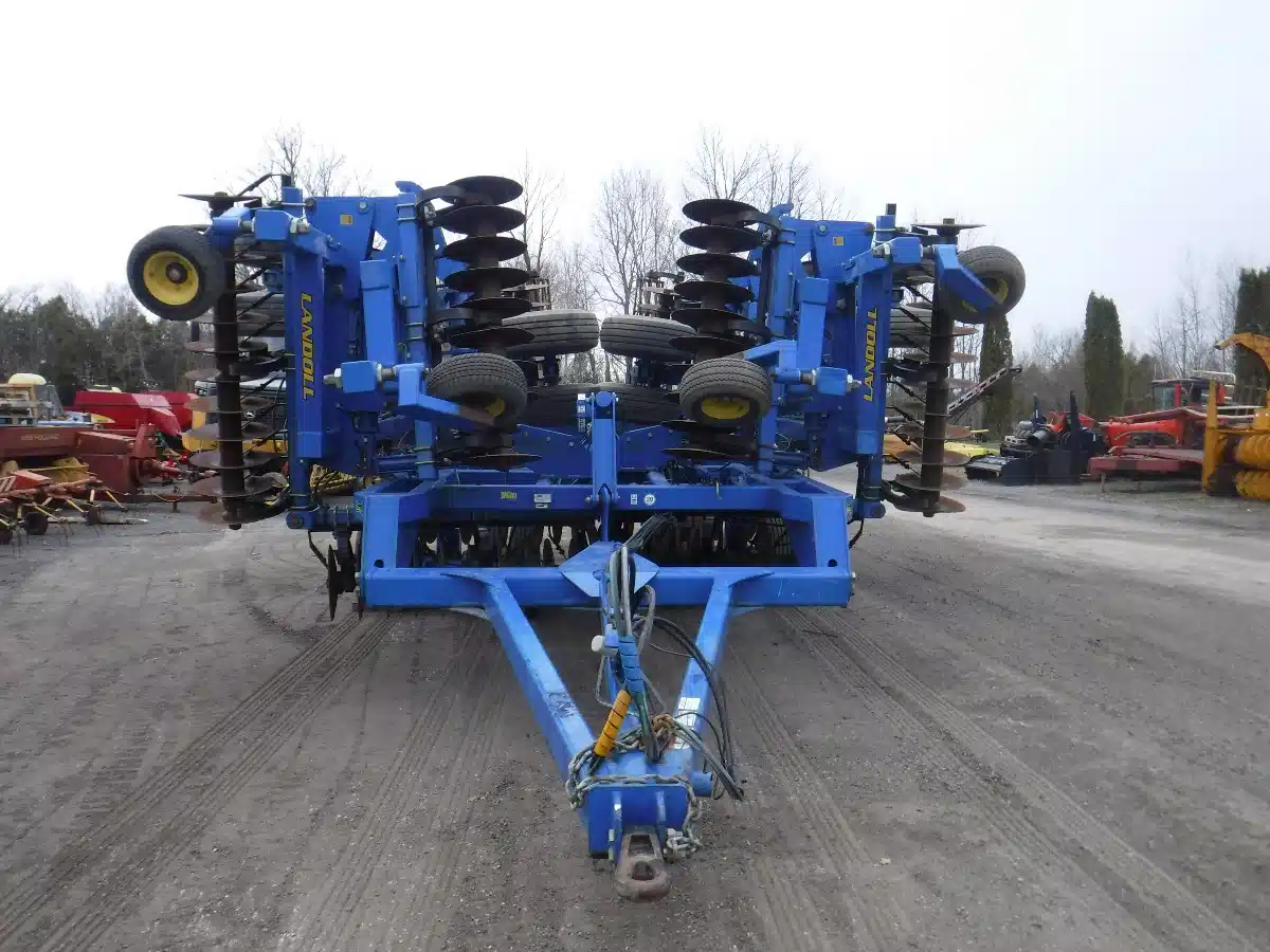 Gallery image 2 for Used Landoll 7450 Vertical Tillage