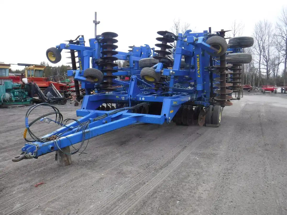 Gallery image 1 for Used Landoll 7450 Vertical Tillage