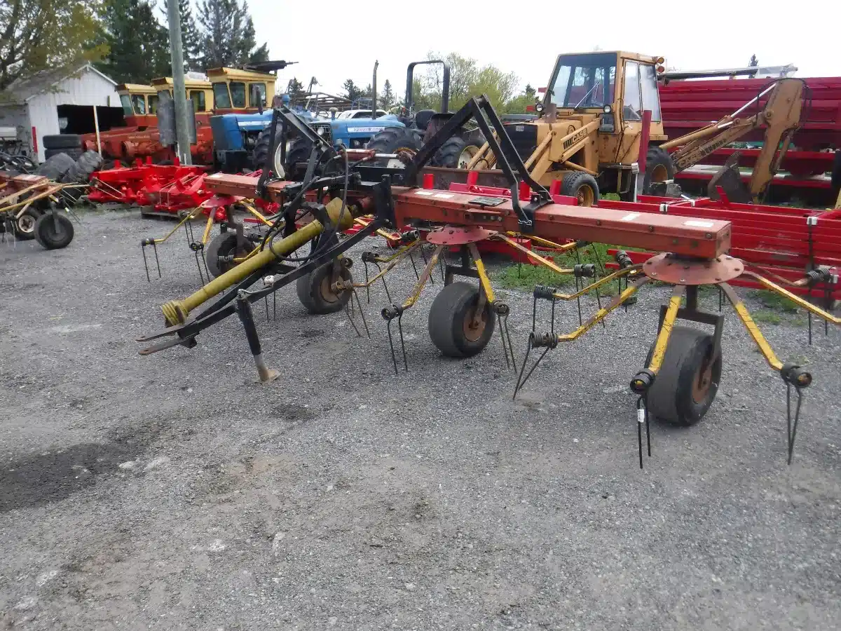 Gallery image 1 for Used Jober 4 spinner Tedder