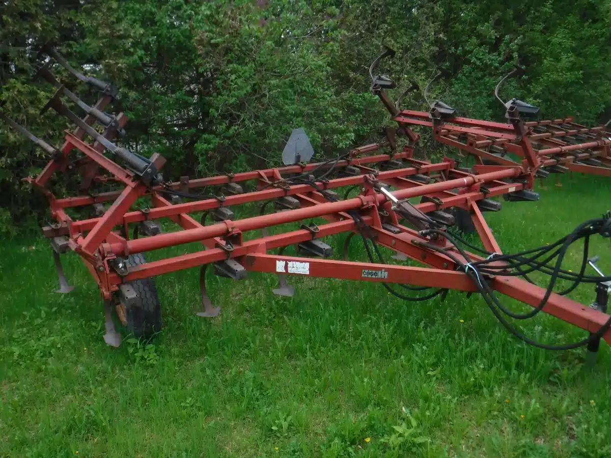 Gallery image 1 for Used Case IH 4500 Cultivator