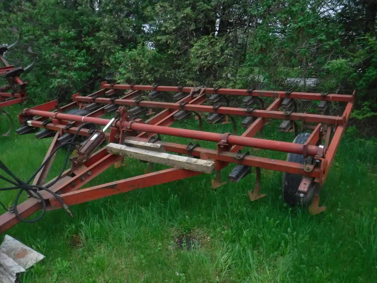 Gallery image 1 for Used Case IH 4500 Cultivator