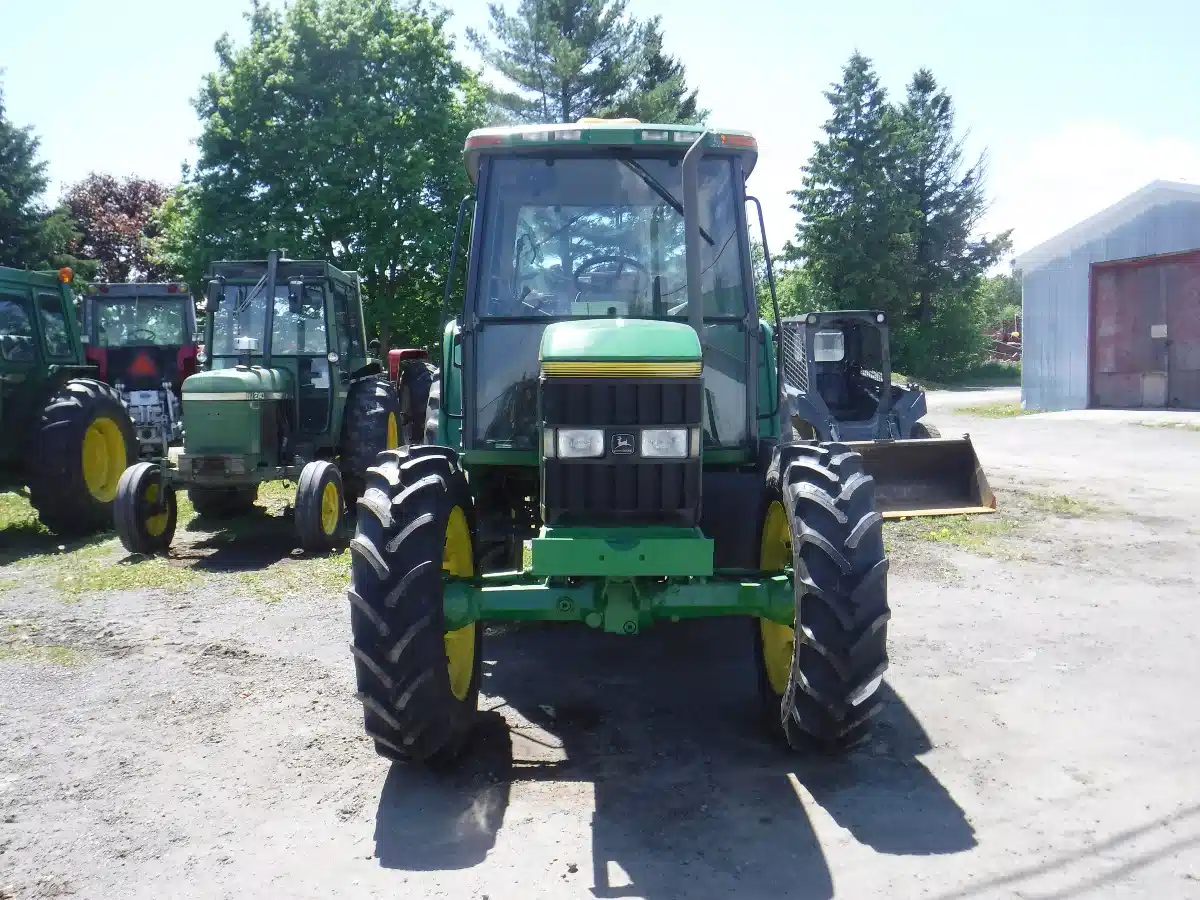 Gallery image 2 for Used 1996 John Deere 6400 Tractor