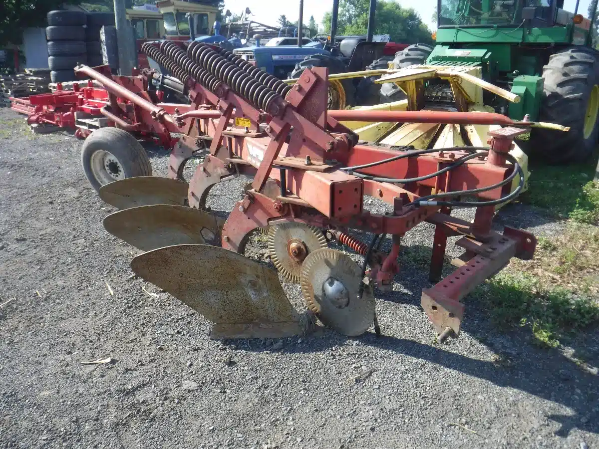 Gallery image 1 for Used White 508 Plow