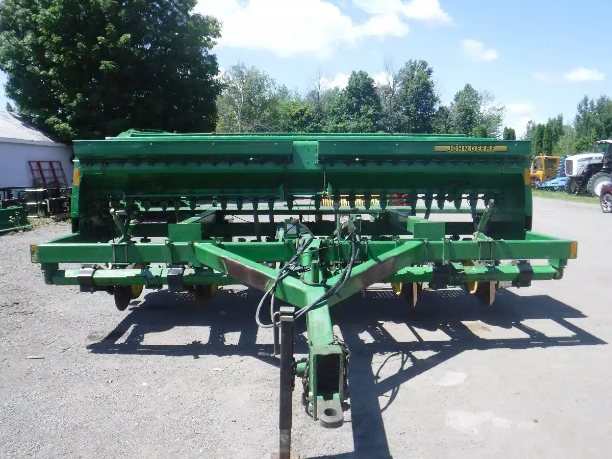 Gallery image 2 for Used John Deere 750 Drill