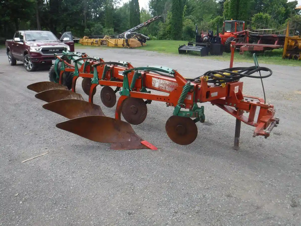 Gallery image 1 for Used Kverneland BB115 Plow
