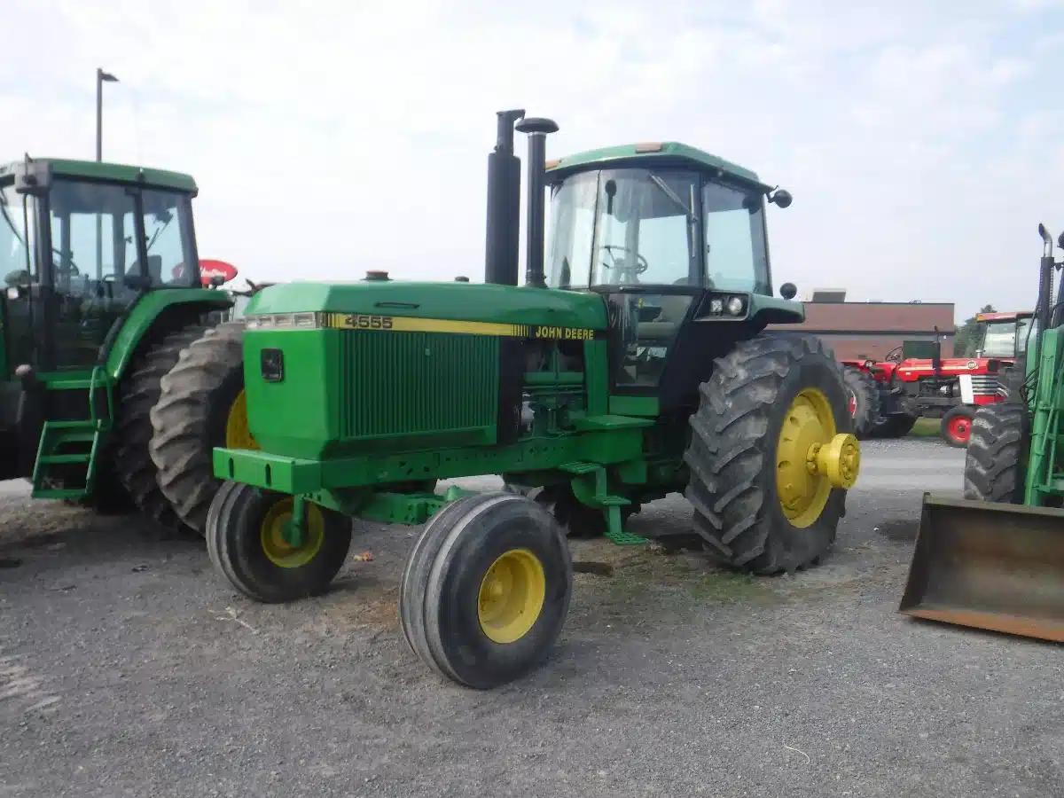 Gallery image 1 for Used John Deere 4555 Tractor