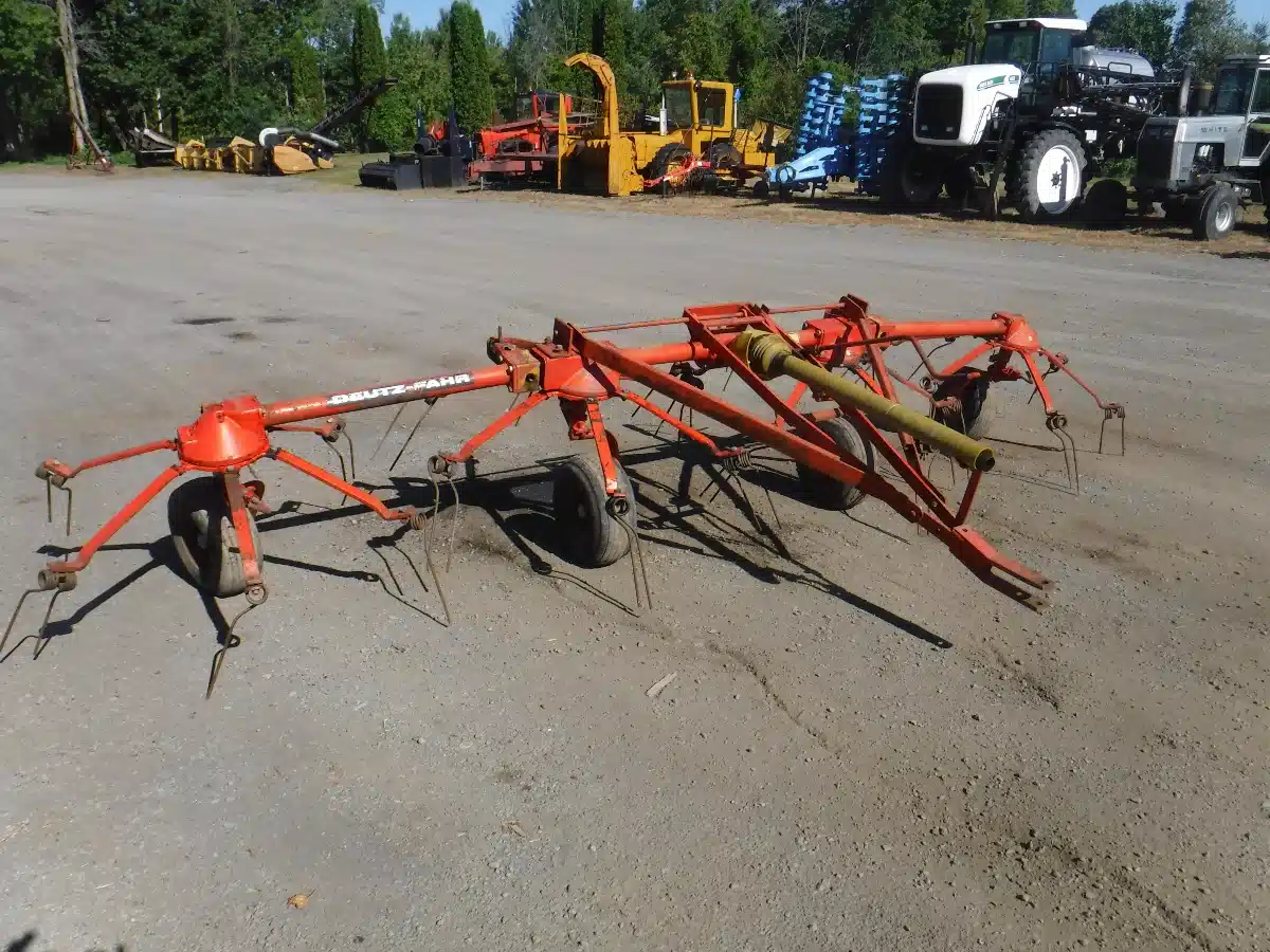 Used Deutz KH500 Tedder