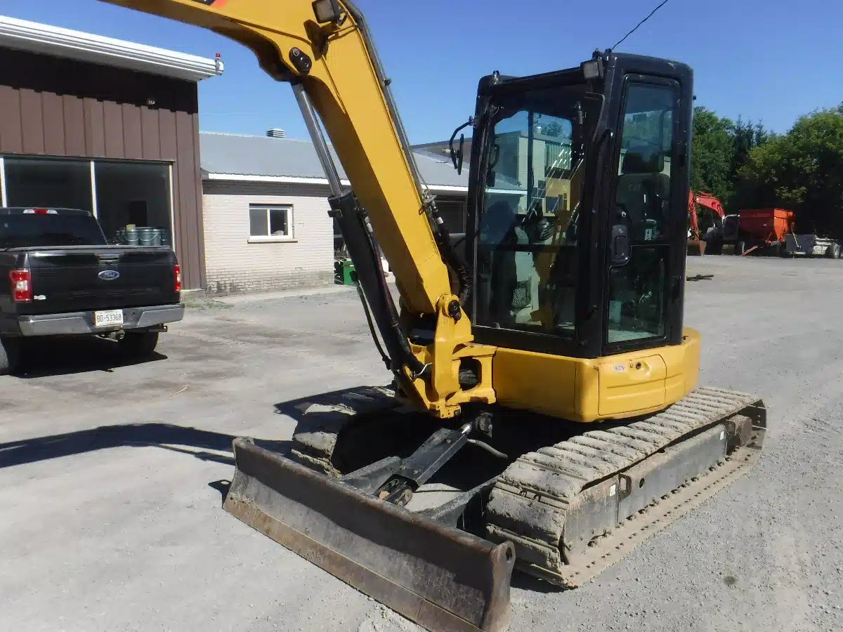 Gallery image 2 for Used 2019 Caterpillar 305.5E2 CR Excavator