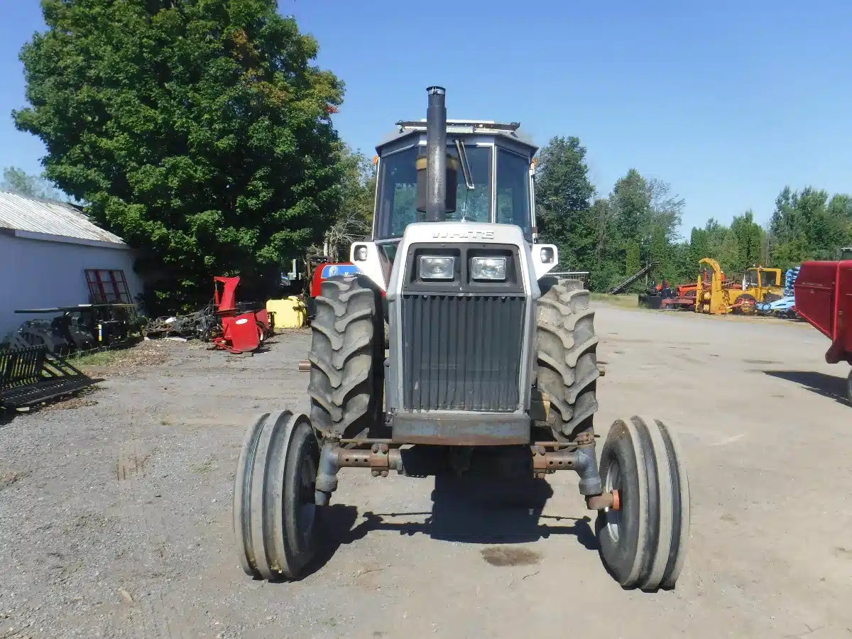 Gallery image 2 for Used White 2-135 Tractor