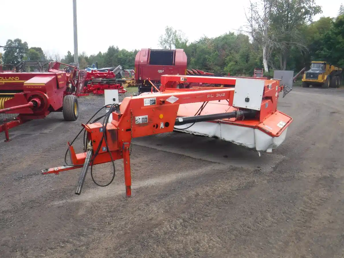 Gallery image 2 for Kuhn FC 302 Mower Conditioner