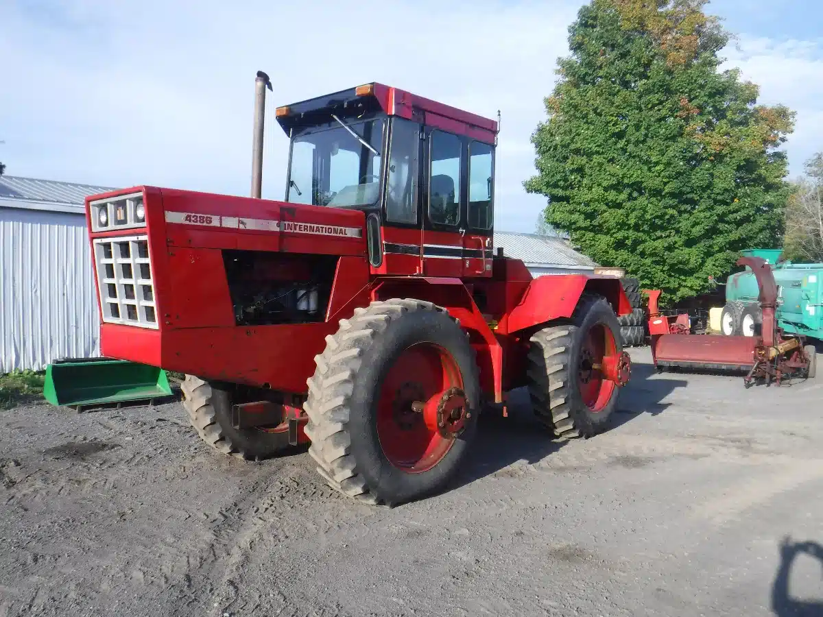 Gallery image 1 for Used International 4386 Tractor