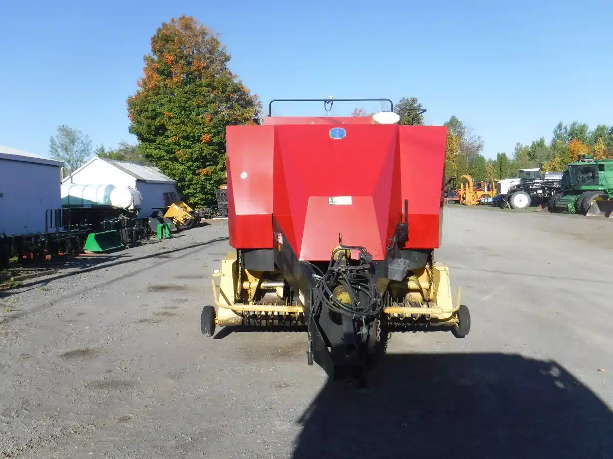 Gallery image 2 for Used New Holland 595 Square Baler - Large