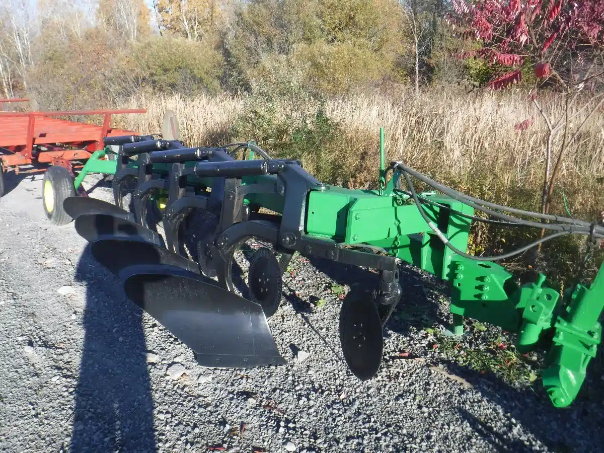 Used John Deere 4F Plow