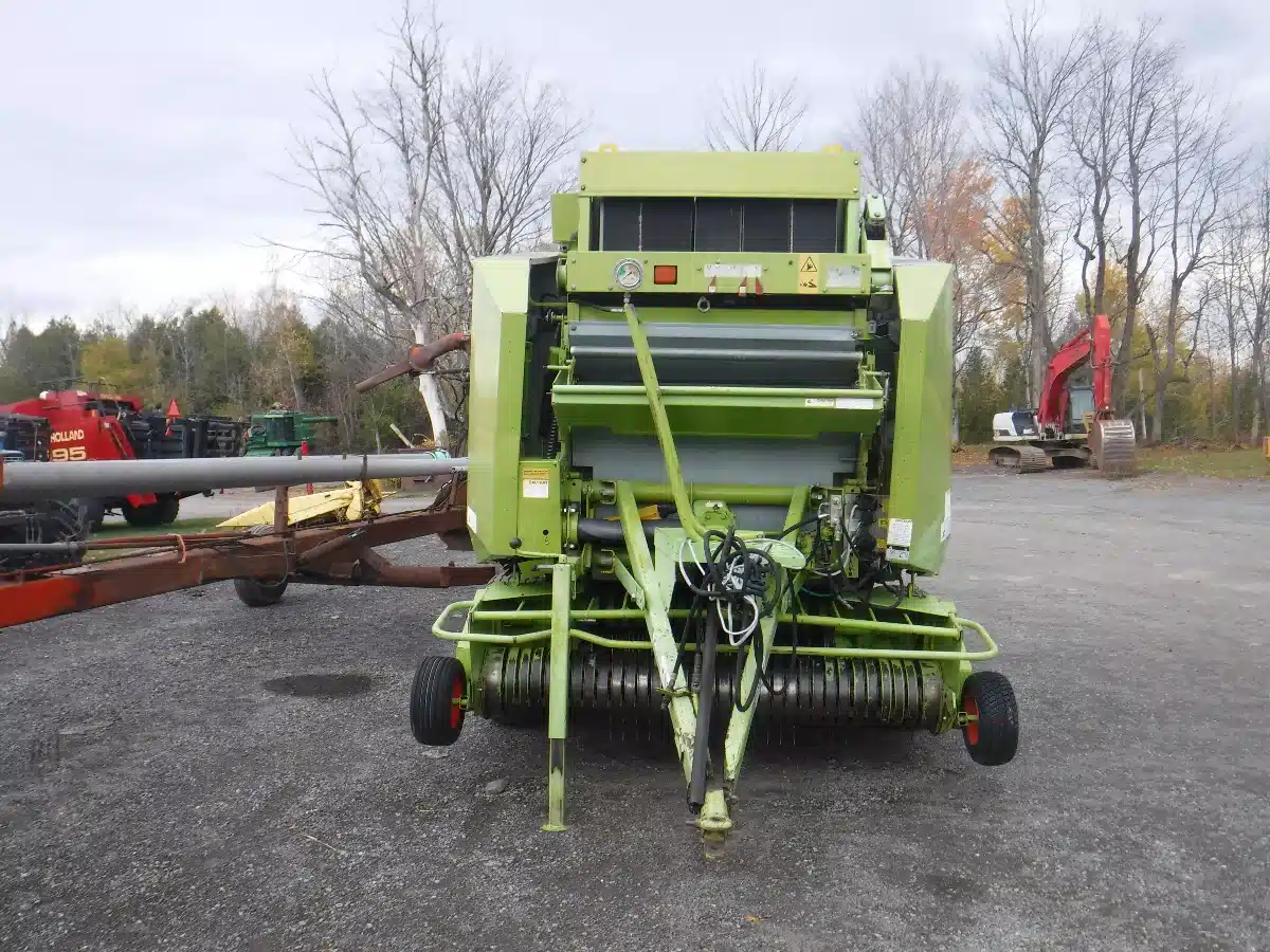 Gallery image 2 for Used CLAAS VARIANT 180RC Round Baler
